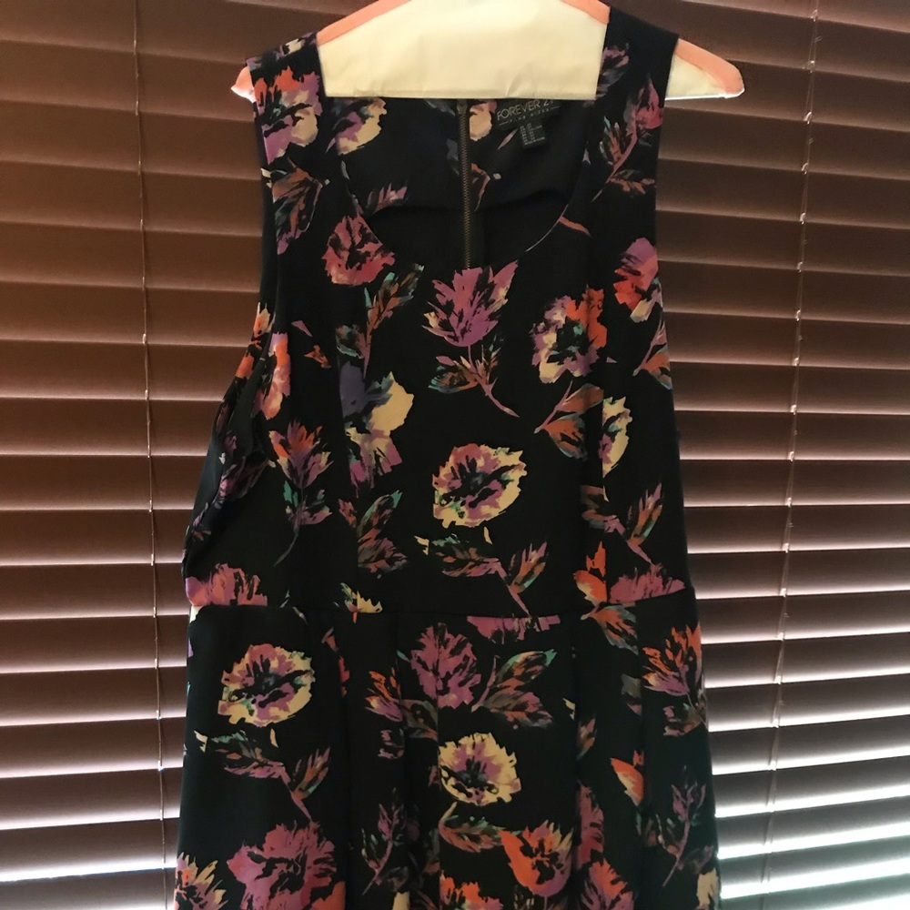 Women’s dress